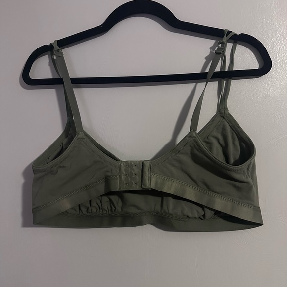 Super Chill Aerie unlined bra - Picture 2 of 3